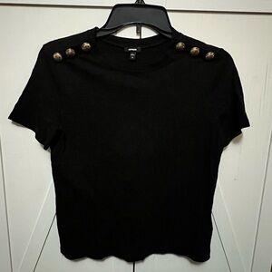 Express XS shirt with gold buttons